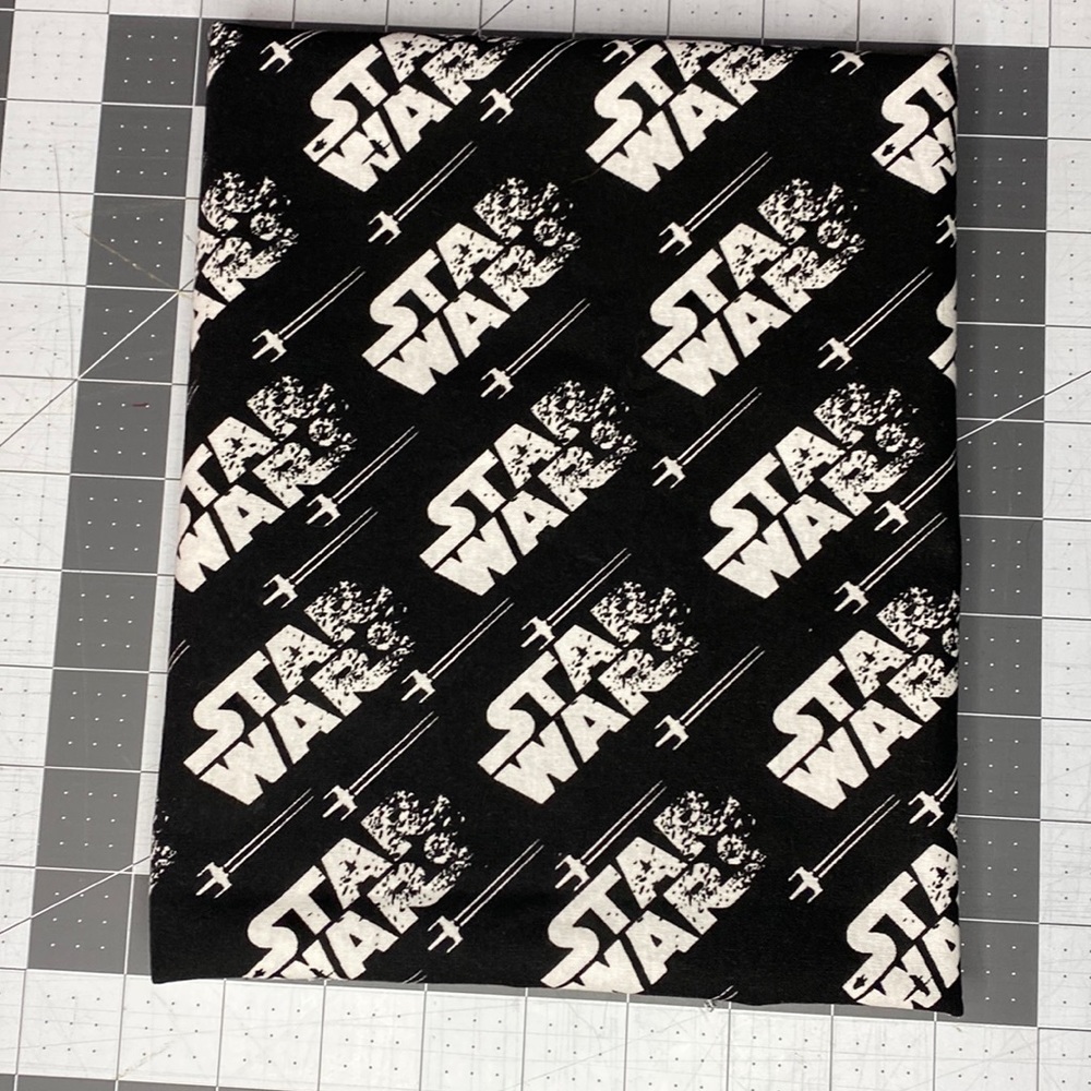 ⭐️Star Wars⭐️ 💯% Cotton Fabric🔥1 Yard! (36”x43”)